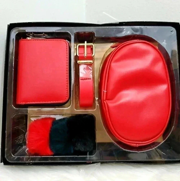 FANNY Pack,  mini wallet and key chain - Picture 2 of 5